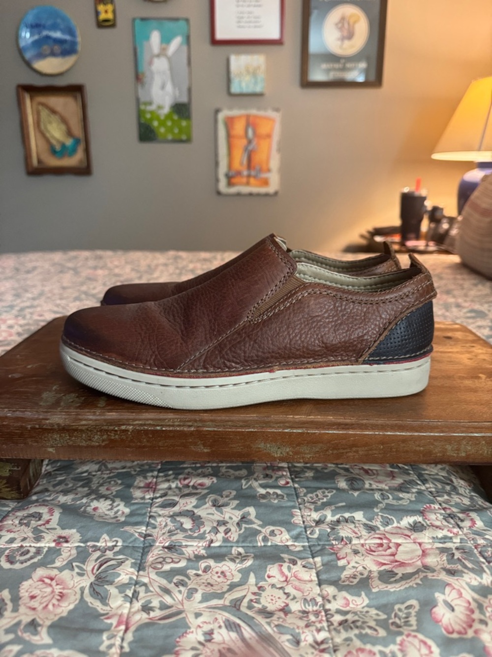 NWT/Clarks Katina Brown Leather Slip-On Sneakers with Black Heel Accent/7M